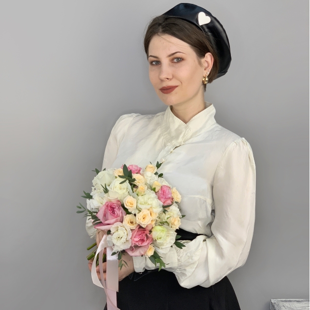 Букет невесты "Анжелика" из роз и эустом