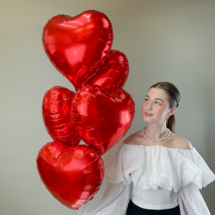 Связка шаров из 5 сердец