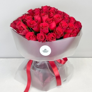 51 красная кенийская роза