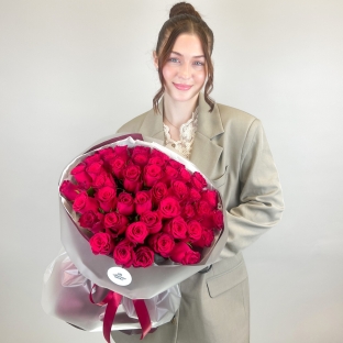 51 красная кенийская роза