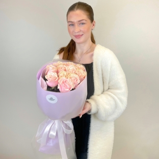 Жемчуг - 11 пудровых роз