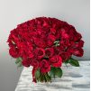 Рубиновая россыпь - 101 красная роза
