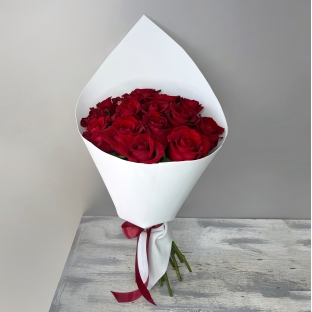 Букет из 15 красных роз