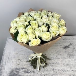 Искренность - 35 белых роз