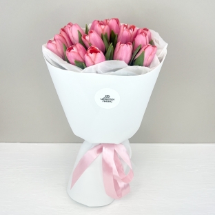 Букет Леди Пинк - 15 розовых тюльпанов